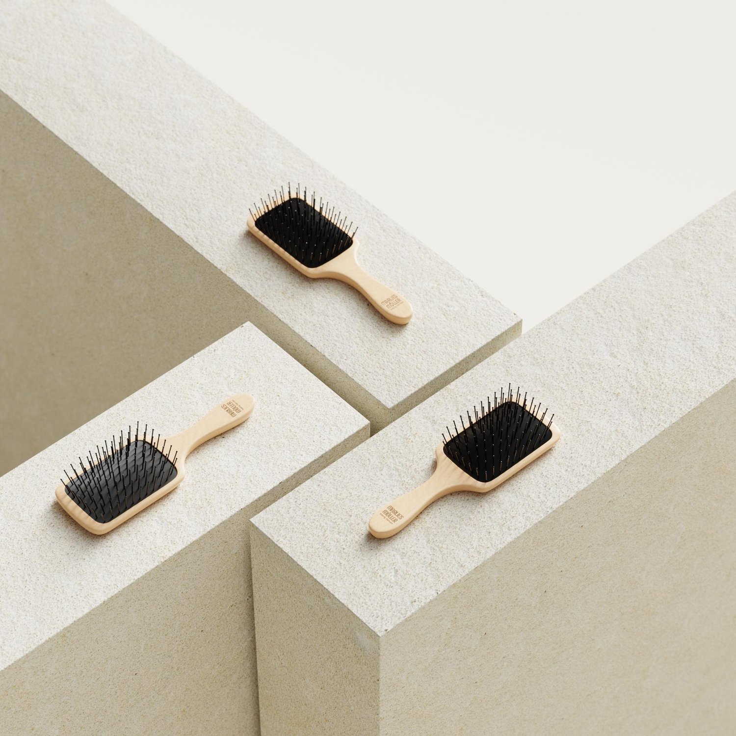 travel hair & scalp brush